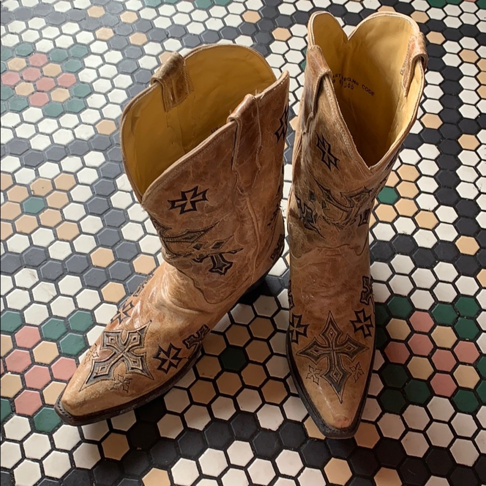 Corral boots size 10
